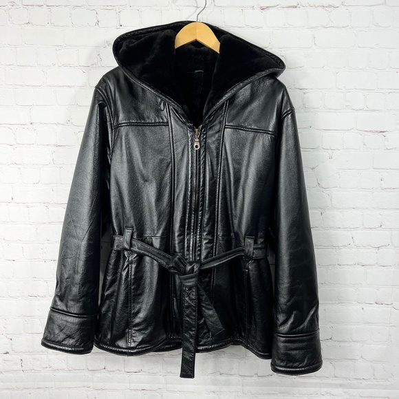 WOMENS! NWOT |•WILSONS LEATHER•| Black Leather Heavy Fur Lined Hooded Jacket - Picture 2 of 16